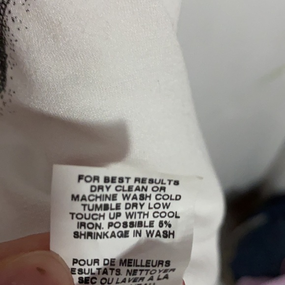 Karen Kane white top with feathers - Picture 7 of 8